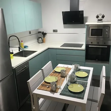 Апартаменты Apartamento Tipo Duplex Рокетас-де-Мар